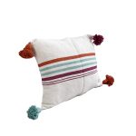 cojin-de-algodon-blanco-con-lineas-y-pompones-de-colores-1-2