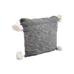 cojin-de-algodon-gris-y-blanco-con-pompones-blancos-2