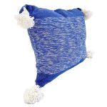 cojinde-algodon-azul-y-blanco-con-pompones-blancos-3